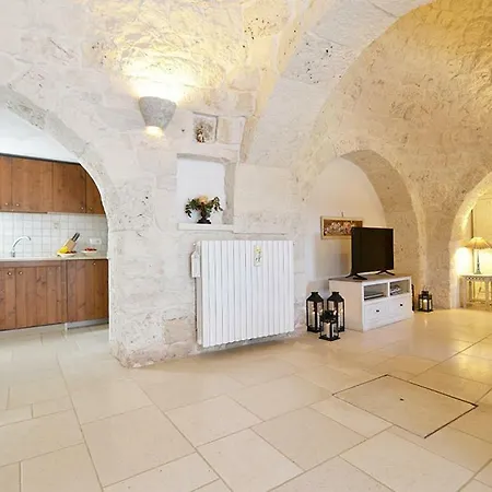 Sleeps 5
